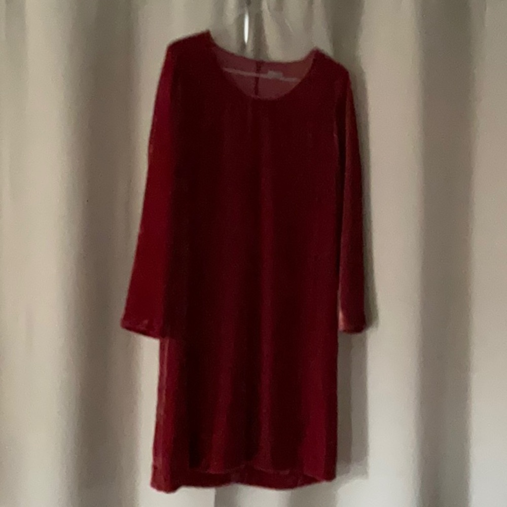 Just in time for Christmas! Beautiful red,JJill dress,size M, never worn.
